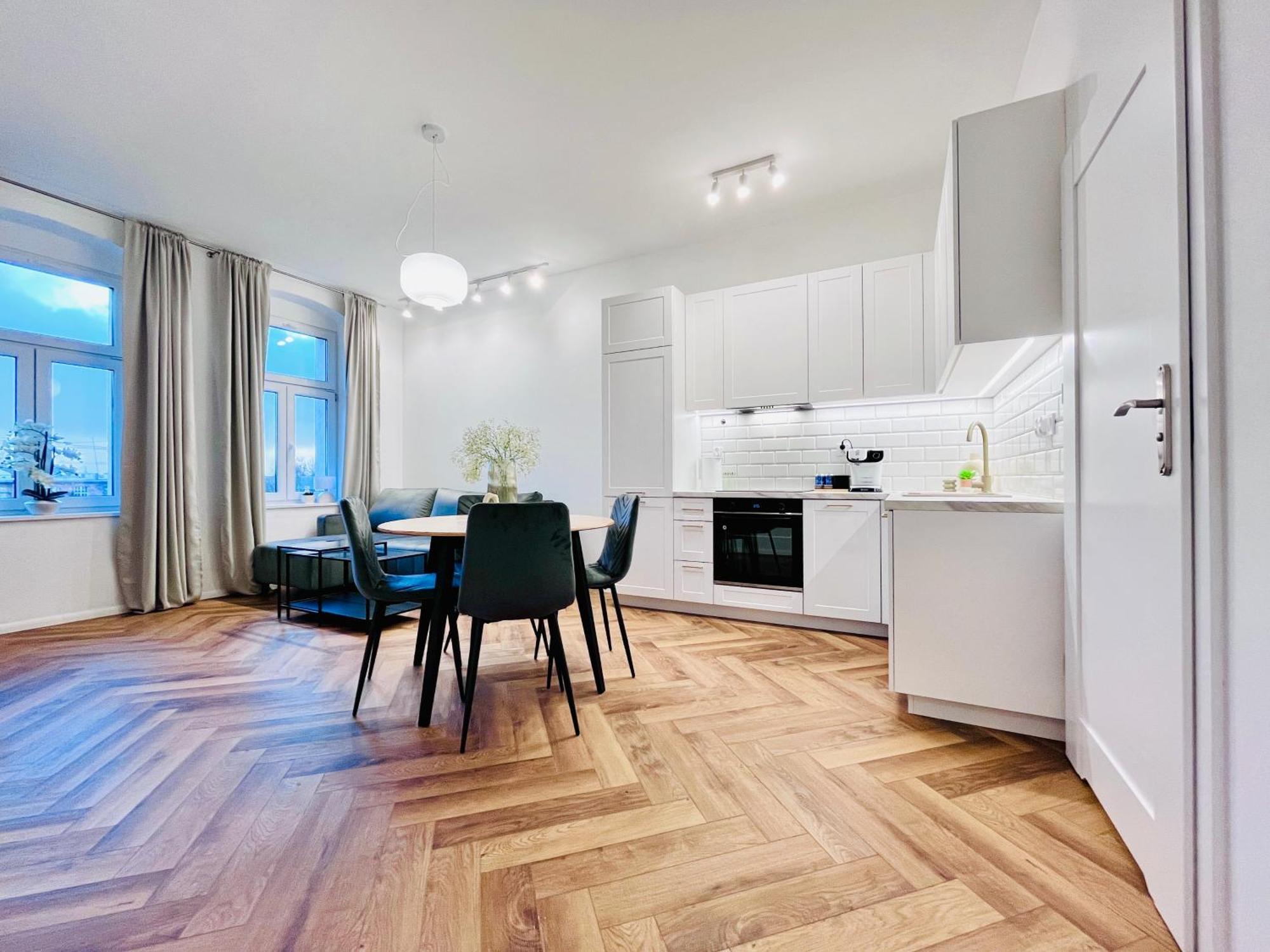 Apartamenty Kamienica Centrum - 1 Maja Lubiń Екстериор снимка
