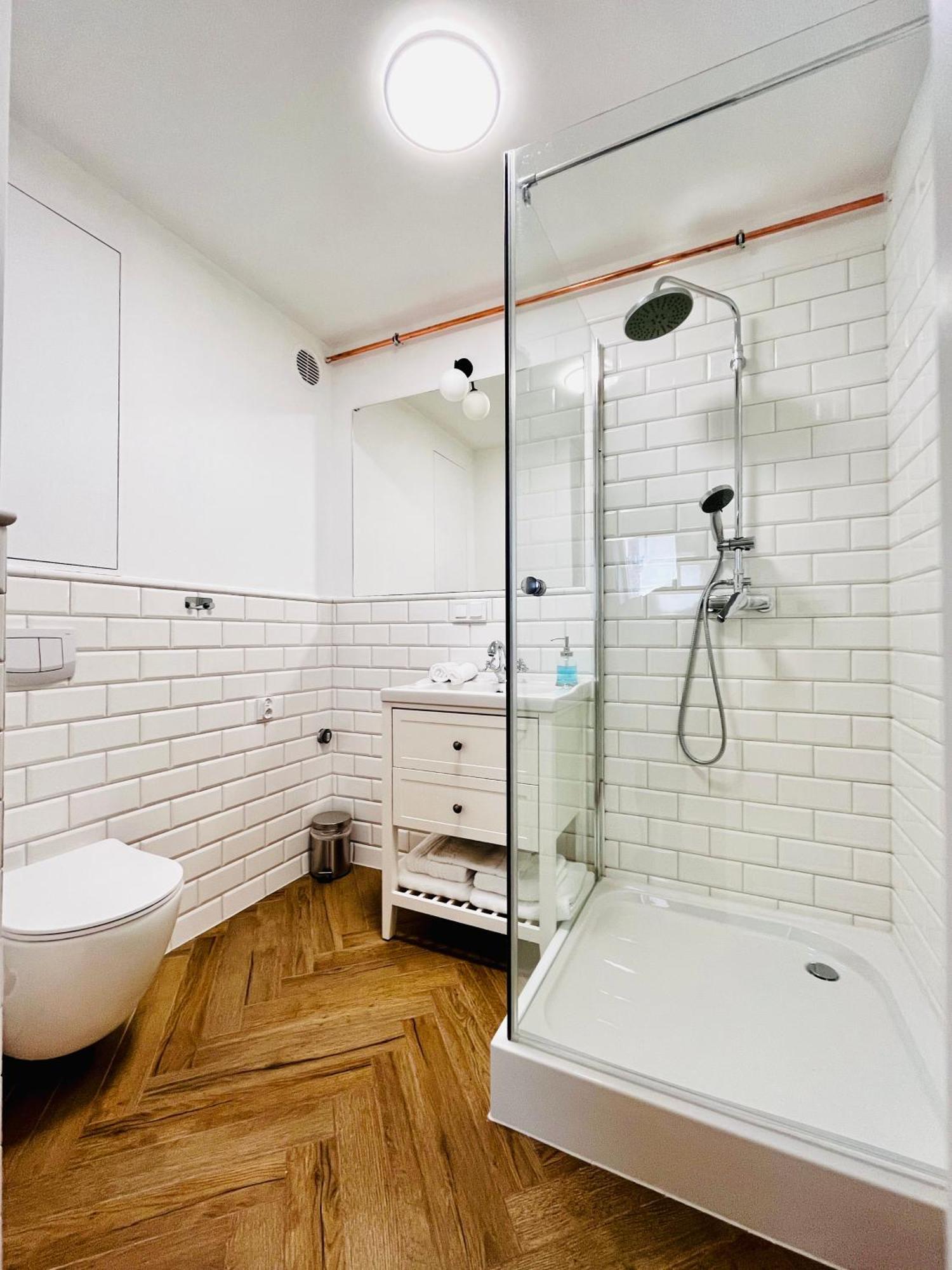 Apartamenty Kamienica Centrum - 1 Maja Lubiń Екстериор снимка