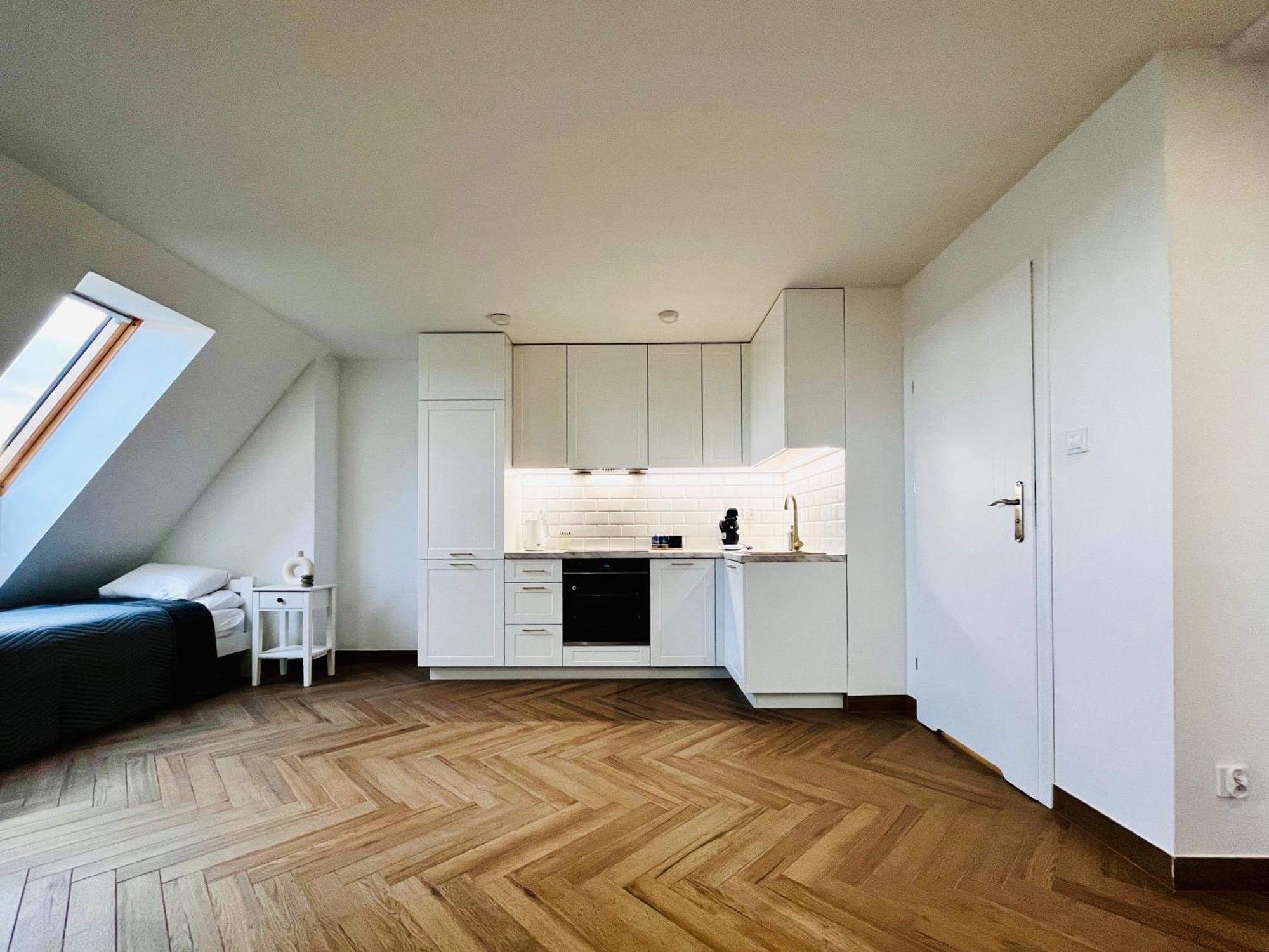 Apartamenty Kamienica Centrum - 1 Maja Lubiń Екстериор снимка